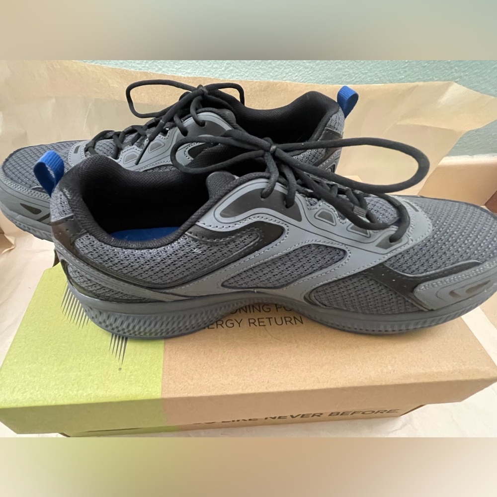 Skechers men's Gorun Consistent 11 X-Wide